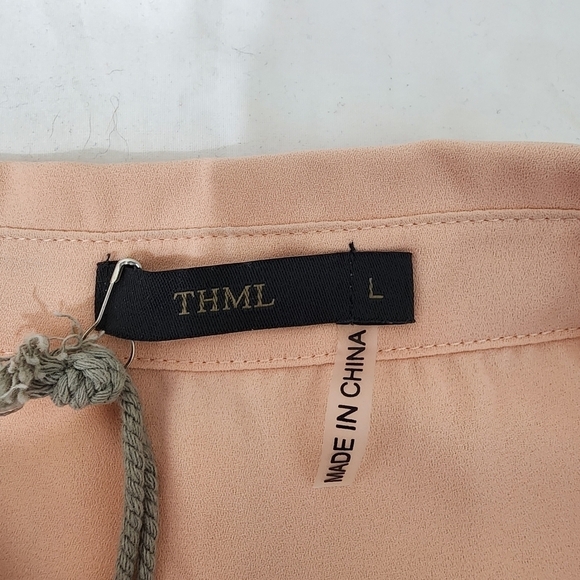 NWT THML Button Up Tie Waist Top Size L - Picture 6 of 10